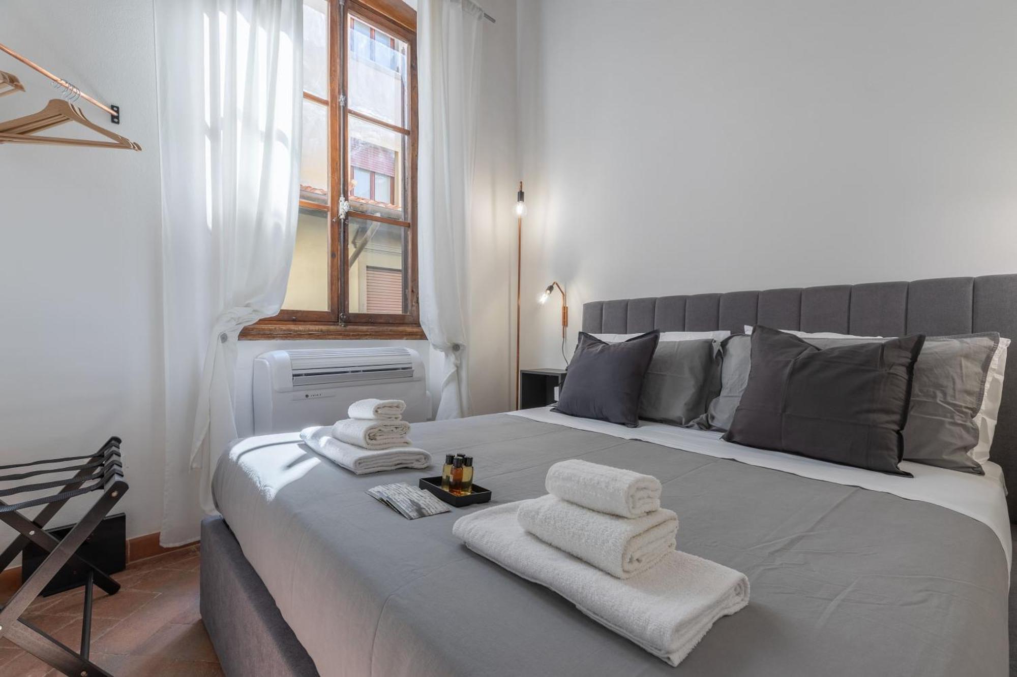 Station-duomo Free Wi-fi Apartment